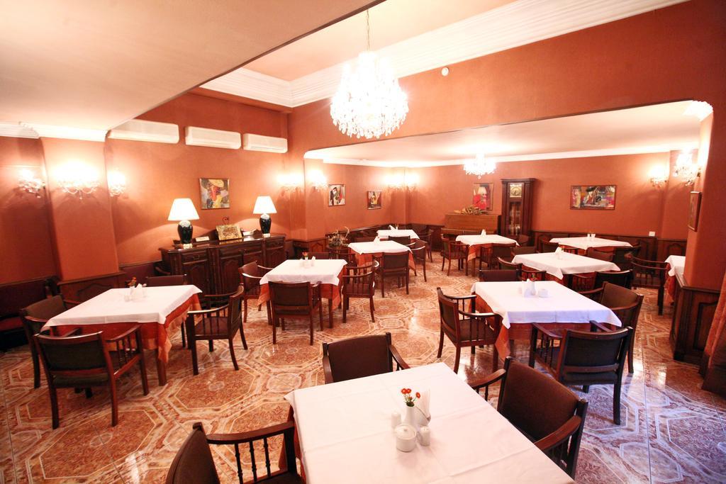 Hotel Sympatia 第比利斯 外观 照片